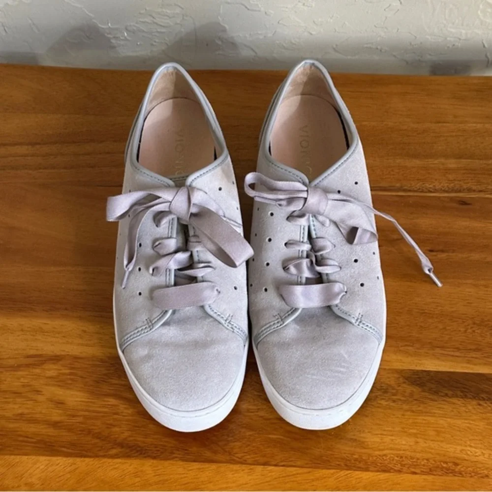 Women's Gray‎ Vionic Suede Casual Sneakers Ribbon laces size 9.5 - Picture 2 of 6